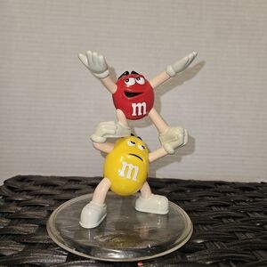 M&M'S Yellow Character Display